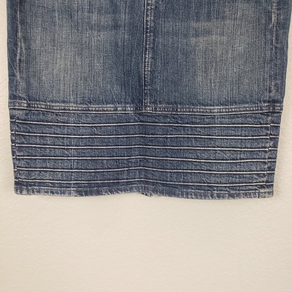 7FAMK Denim Pencil Skirt Ribbed Bottom Dark Wash Sz 27 - Picture 3 of 7